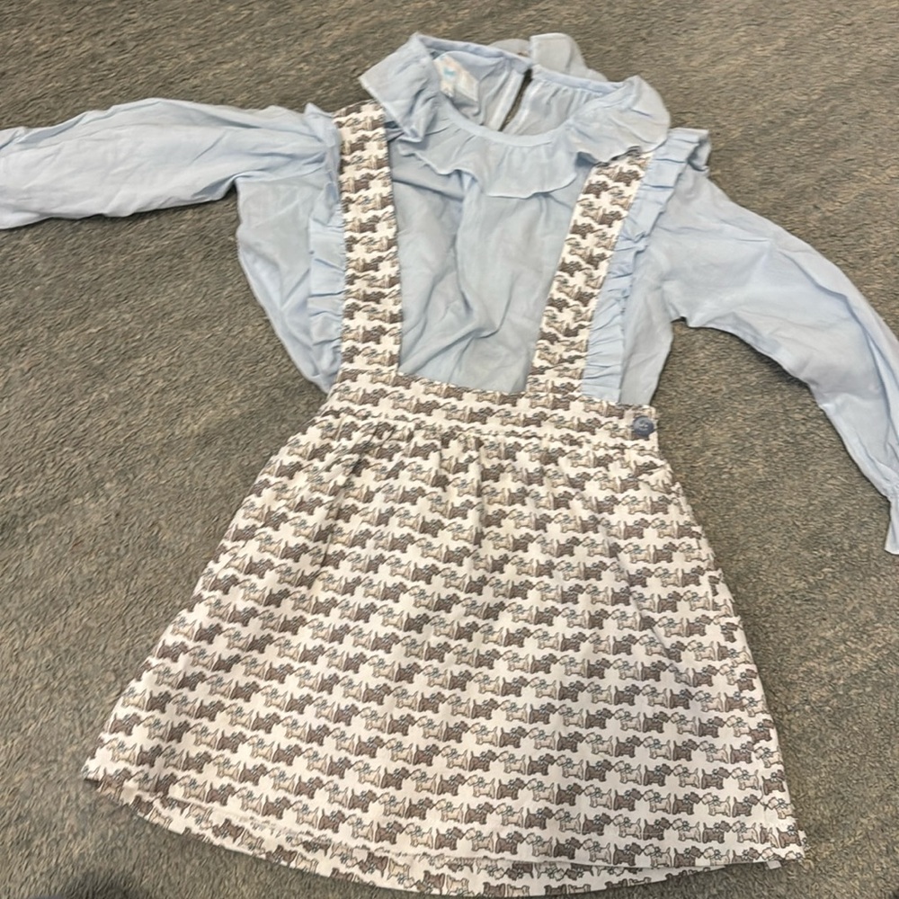 Sal and Pimenta, 4, matching spring set
